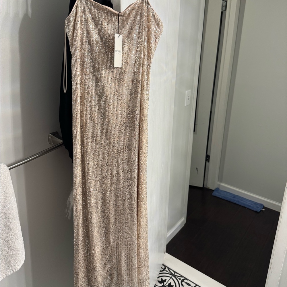 Elegant Sequin Gown in Champagne